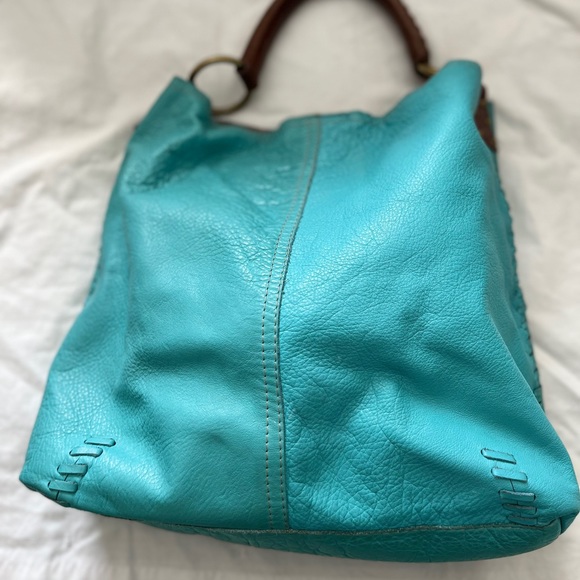 Lucky Brand Handbags - Lucky Leather Should bag